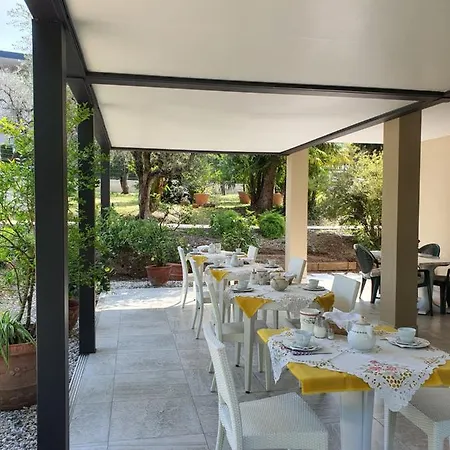 מלון Campagnola לאזיסה